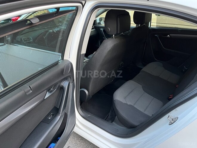 Volkswagen Passat 2014, 155,000 km - 1.8 л - Bakı