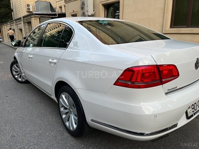 Volkswagen Passat 2014, 155,000 km - 1.8 л - Bakı