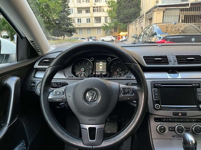 Volkswagen Passat 2014, 155,000 km - 1.8 л - Bakı