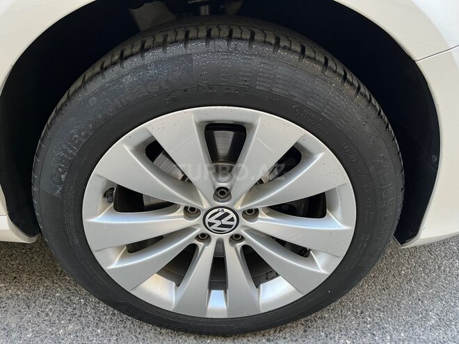 Volkswagen Passat 2014, 155,000 km - 1.8 л - Bakı