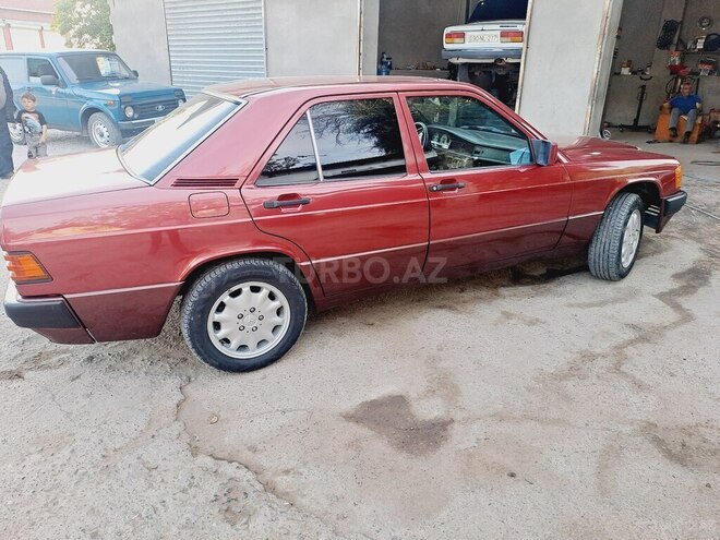 Mercedes 190 1993, 99,600 km - 2.0 л - Beyləqan