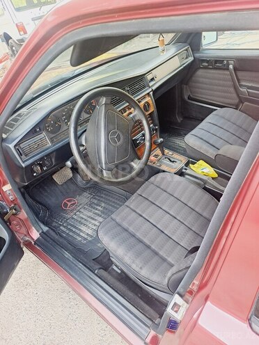 Mercedes 190 1993, 99,600 km - 2.0 л - Beyləqan
