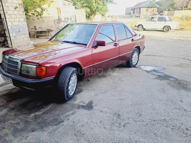 Mercedes 190 1993, 99,600 km - 2.0 л - Beyləqan