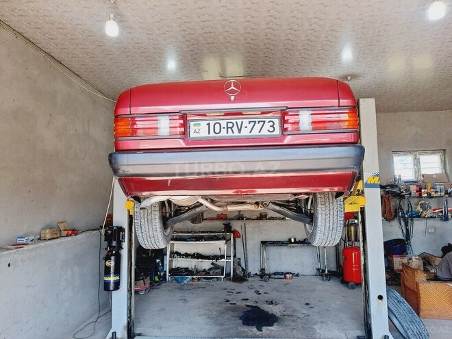 Mercedes 190 1993, 99,600 km - 2.0 л - Beyləqan