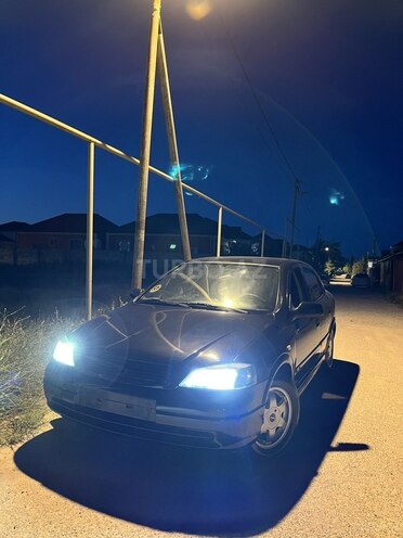 Opel Astra 2003, 250,000 km - 1.6 л - Bakı