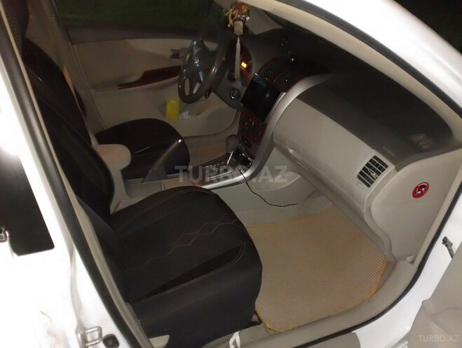 Toyota Corolla 2009, 112,000 km - 1.8 l - Şəki