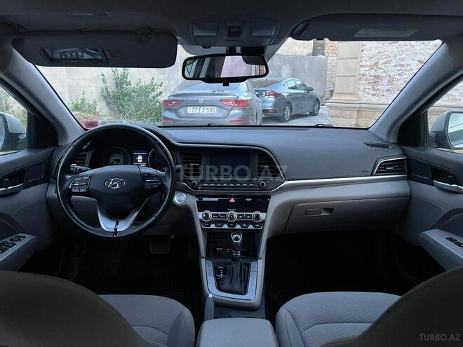 Hyundai Elantra 2019, 32,000 km - 2.0 l - Bakı