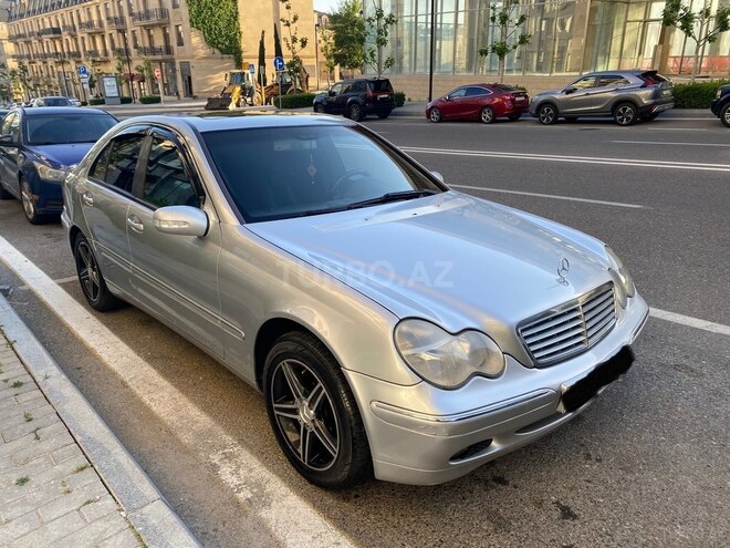 Mercedes C 240 2003, 356,000 km - 2.4 л - Bakı