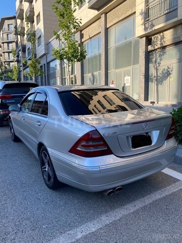 Mercedes C 240 2003, 356,000 km - 2.4 л - Bakı