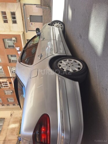 Mercedes E 220 d 2001, 438,000 km - 2.2 l - Bakı