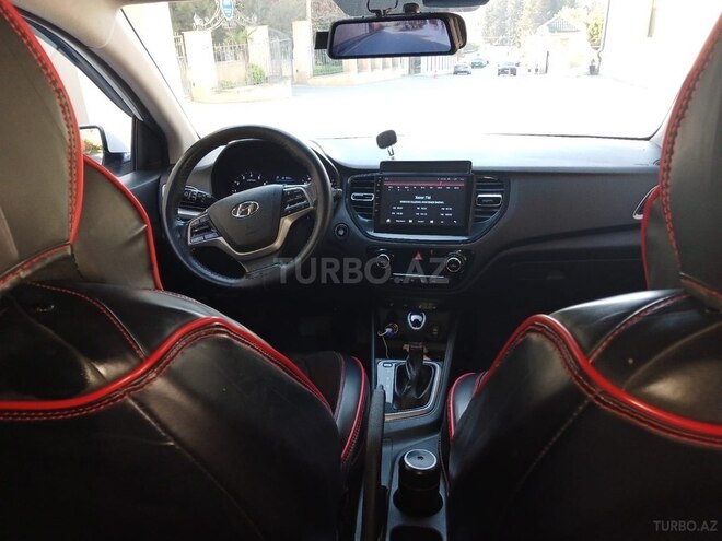 Hyundai Accent 2019, 86,000 km - 1.6 l - Bakı