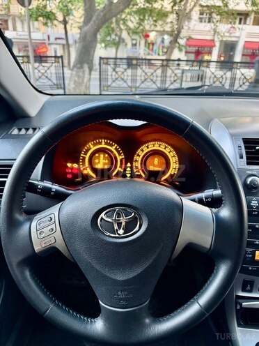 Toyota Corolla 2010, 237,000 km - 1.4 l - Bakı