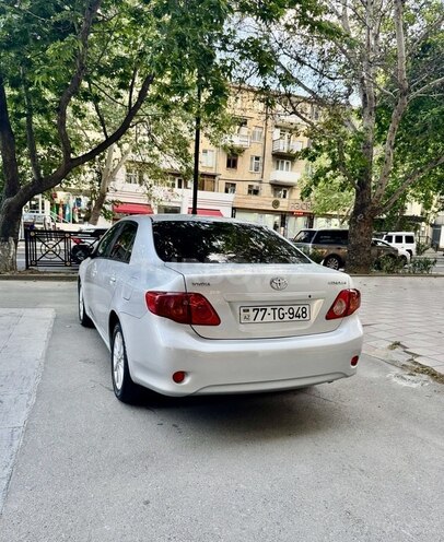 Toyota Corolla 2010, 237,000 km - 1.4 l - Bakı
