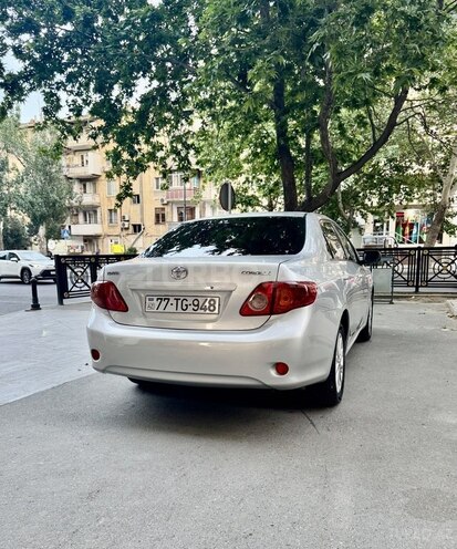 Toyota Corolla 2010, 237,000 km - 1.4 l - Bakı