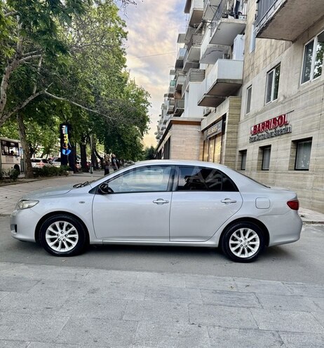 Toyota Corolla 2010, 237,000 km - 1.4 l - Bakı