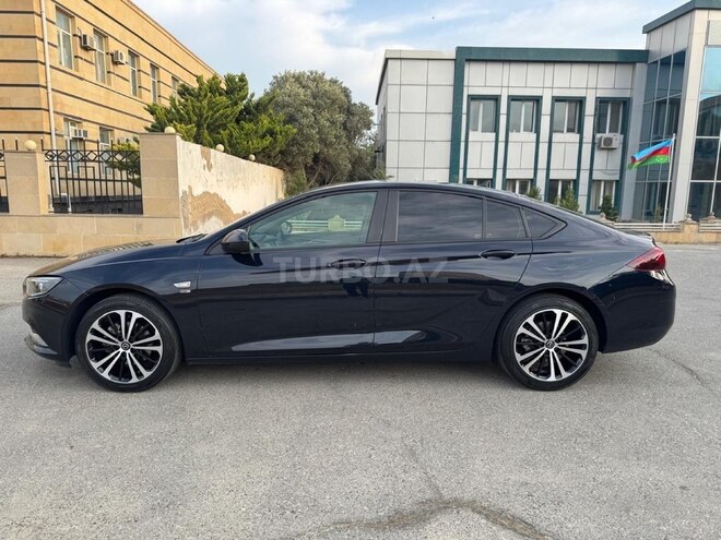 Opel Insignia 2019, 174,500 km - 1.6 l - Bakı