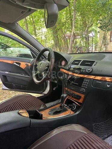 Mercedes E 220 d 2006, 218,000 km - 2.2 l - Sabirabad