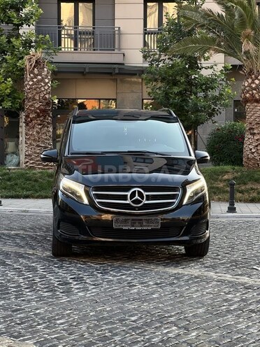 Mercedes V 220 2017, 135,000 km - 2.2 л - Bakı