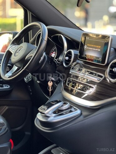 Mercedes V 220 2017, 135,000 km - 2.2 л - Bakı