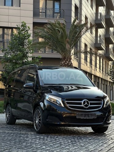 Mercedes V 220 2017, 135,000 km - 2.2 л - Bakı