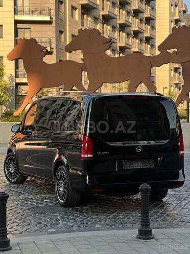 Mercedes V 220 2017, 135,000 km - 2.2 л - Bakı