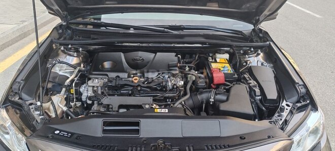 Toyota Camry-9