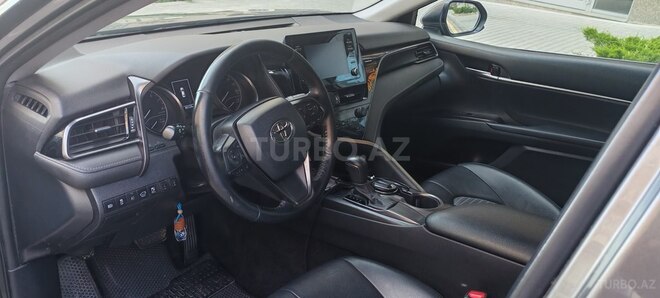 Toyota Camry-12