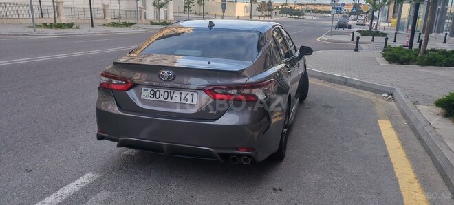 Toyota Camry-6