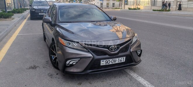 Toyota Camry-8