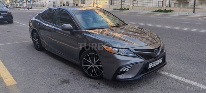 Toyota Camry-4