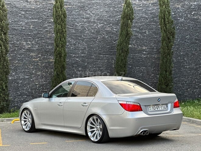 BMW 520-11