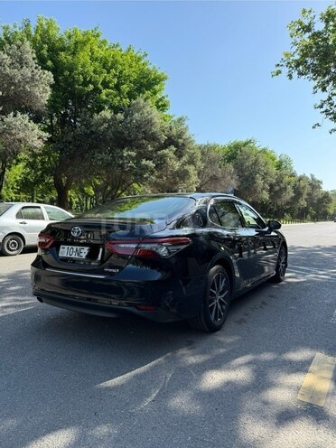 Toyota Camry-4