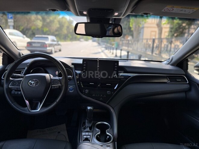 Toyota Camry-8