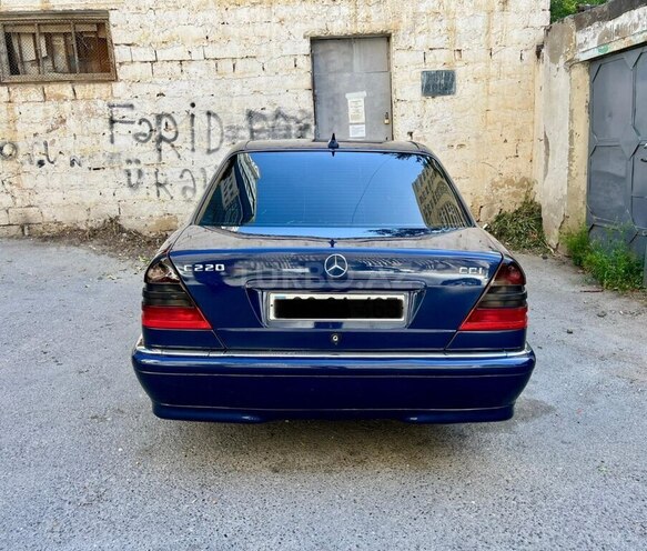 Mercedes C 220 d 1999, 412,500 km - 2.2 l - Bakı