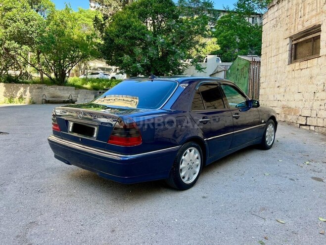 Mercedes C 220 d 1999, 412,500 km - 2.2 l - Bakı
