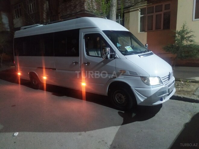 Mercedes Sprinter 313 2004, 76,096 km - 2.2 l - Sumqayıt
