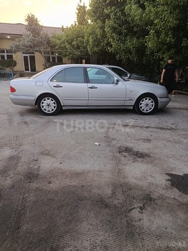 Mercedes E 240 1999, 311,403 km - 2.4 l - Şirvan