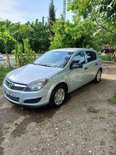 Opel Astra 2009, 278,523 km - 1.4 l - Gəncə
