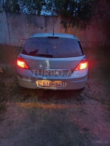Opel Astra 2009, 278,523 km - 1.4 l - Gəncə