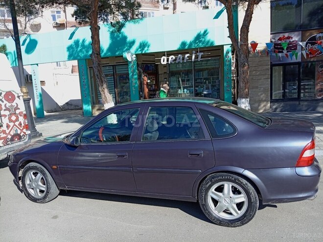 Opel Vectra 1996, 372,500 km - 2.5 l - Sumqayıt