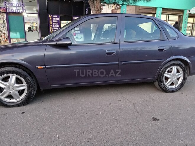 Opel Vectra 1996, 372,500 km - 2.5 l - Sumqayıt