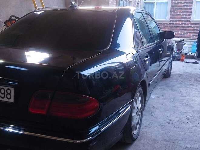Mercedes E 320 2001, 350,000 km - 3.2 l - Bakı