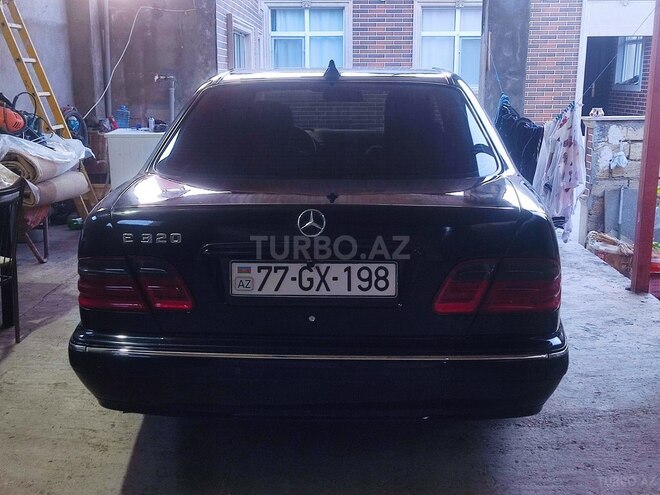 Mercedes E 320 2001, 350,000 km - 3.2 l - Bakı