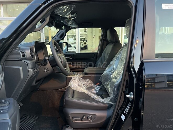 Toyota Land Cruiser Prado-6