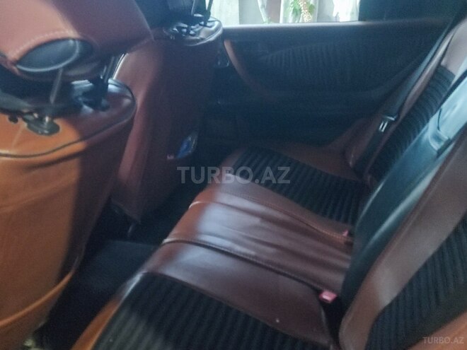 Mercedes E 320 2001, 350,000 km - 3.2 l - Bakı