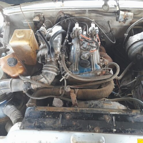 GAZ 3110 2003, 165,000 km - 2.4 l - Saatlı