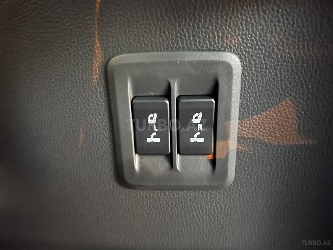 Toyota Land Cruiser Prado-22