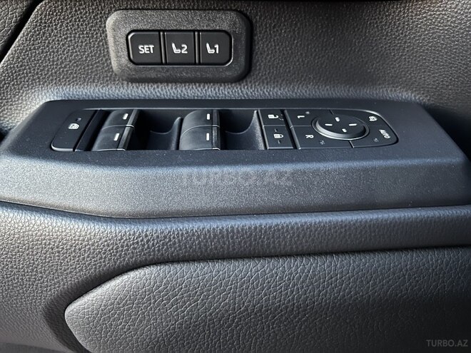 Toyota Land Cruiser Prado-16