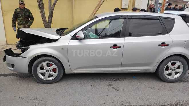 Kia Ceed 2007, 283,000 km - 1.4 l - Xaçmaz