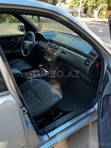 Mercedes E 220 d 2000, 450,000 km - 2.2 l - Sumqayıt